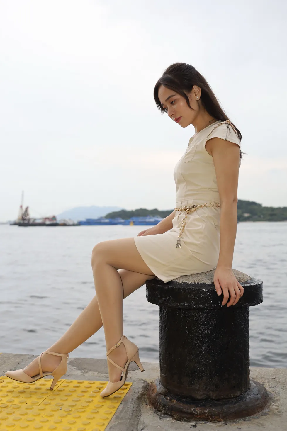 [Mzsock] NO.107 Vency Shen beige dress stockings high heels beautiful legs street photography#[70P]-64