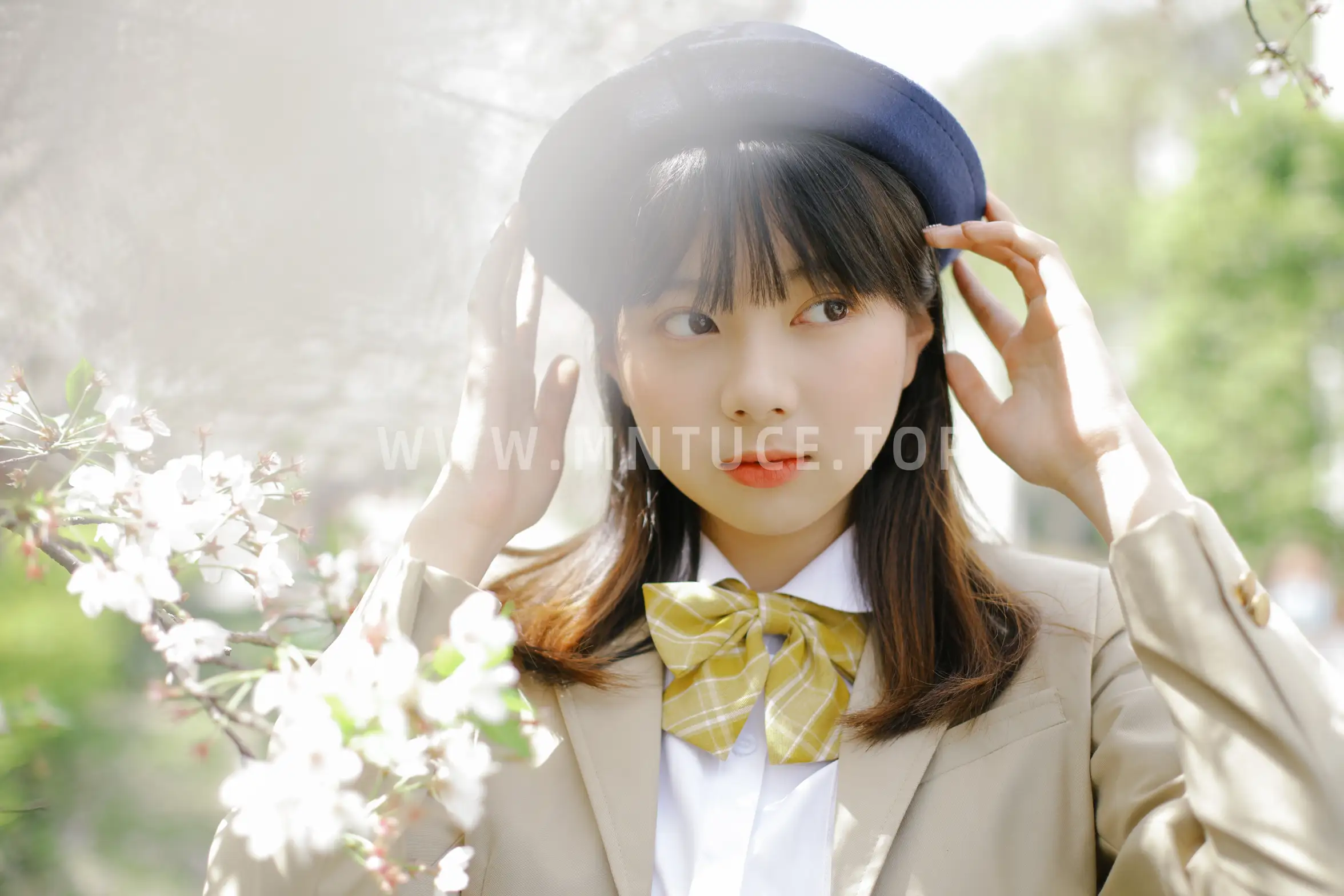 [YITUYU] 2022.06.08 Vol.1122 – Sakura Blossoms Thank you#[39P]-14